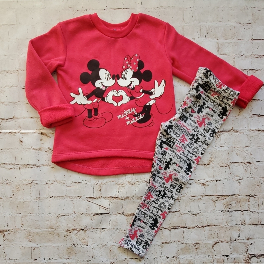 2 piece Minnie outift